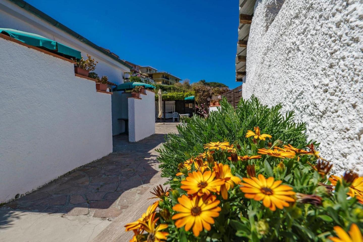 Hotel Le Ghiaie Portoferraio Eksteriør billede